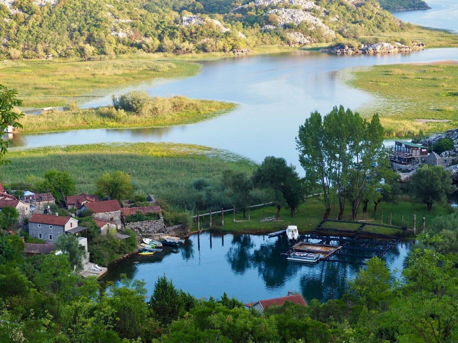 Rejs do wioski Karuč